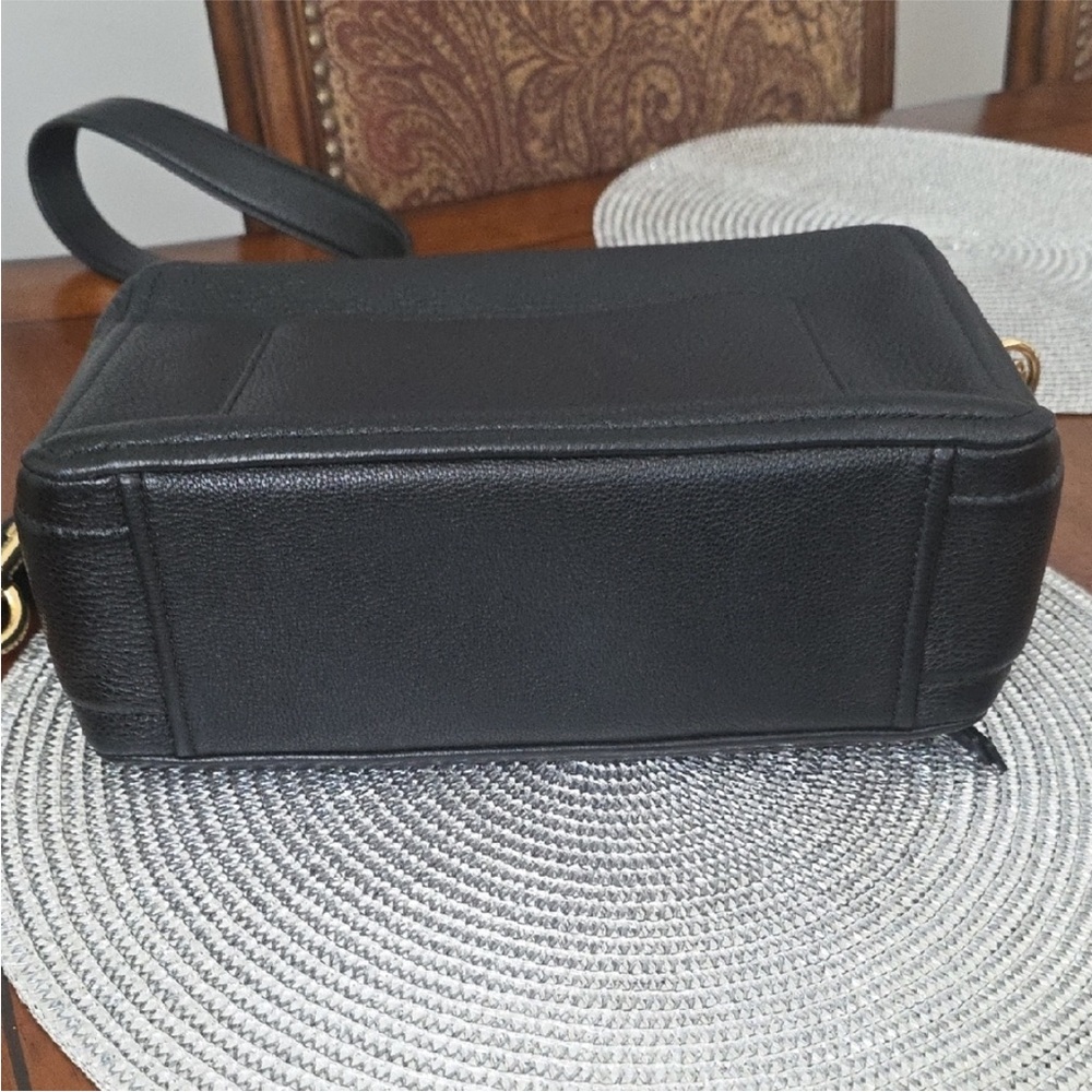 Marc Jacob’s Black Leather Crossbody Bag - Picture 9 of 15